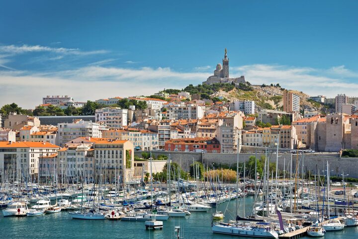 Dr. Smile à Marseille : Adresses, Tarifs et RDV dans la Cité Phocéenne