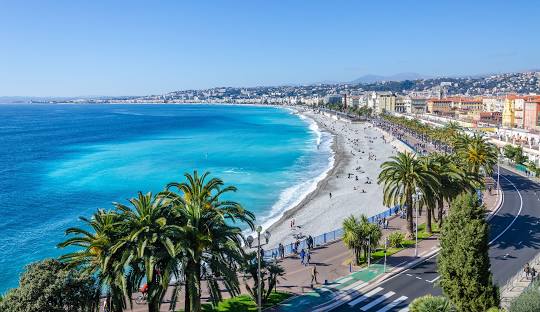 Dr. Smile à Nice : Adresse, Tarifs 2025 et Avis